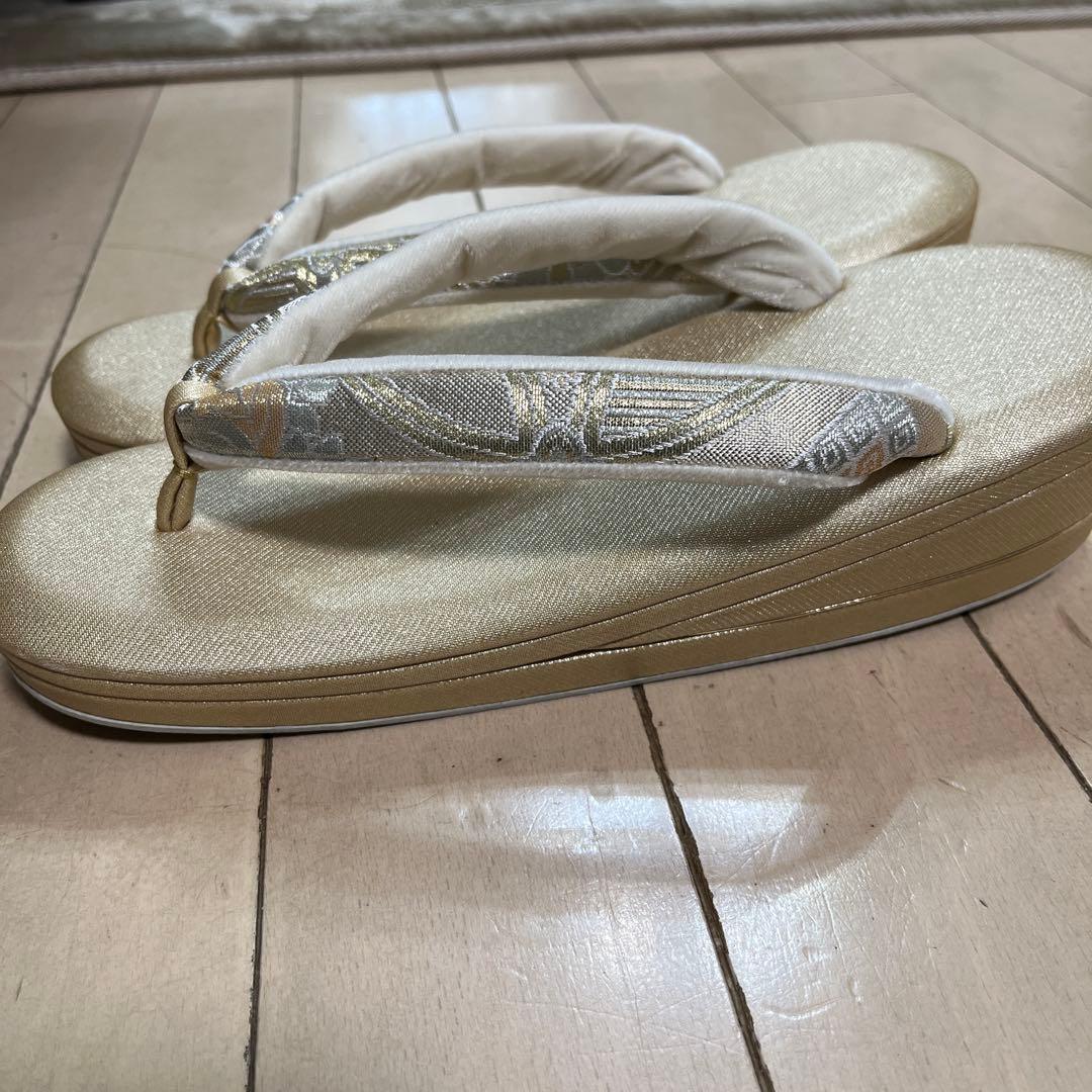 ゴールド刺繍和装用バッグと草履セット