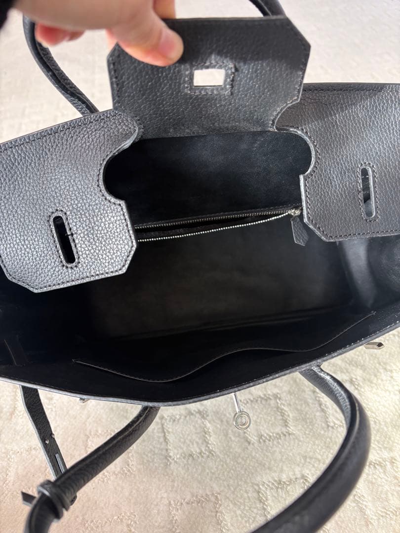 【未使用】ハンドバッグ 自立型 ブラック
