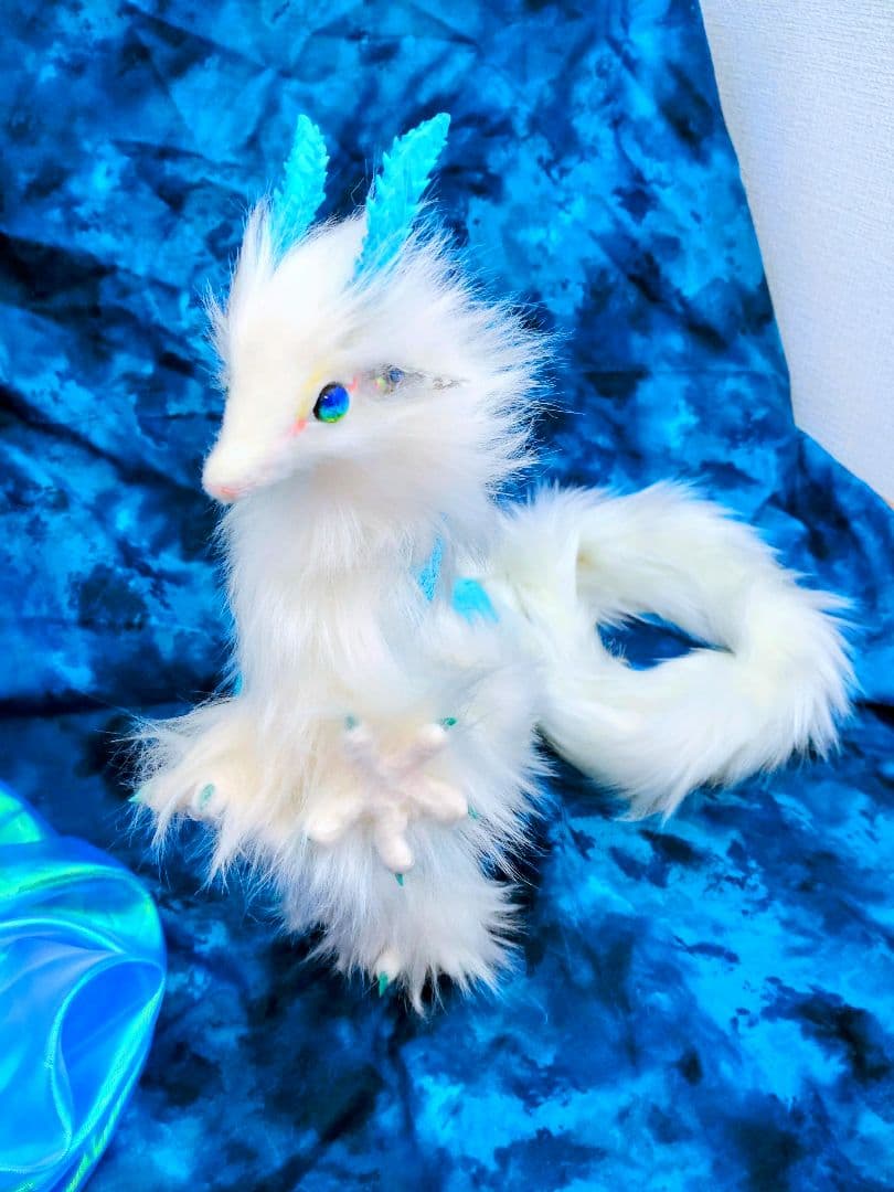 緑葉雫妖精龍 幻獣 アートドール龍 琉球蓄光ガラスハンドメイド