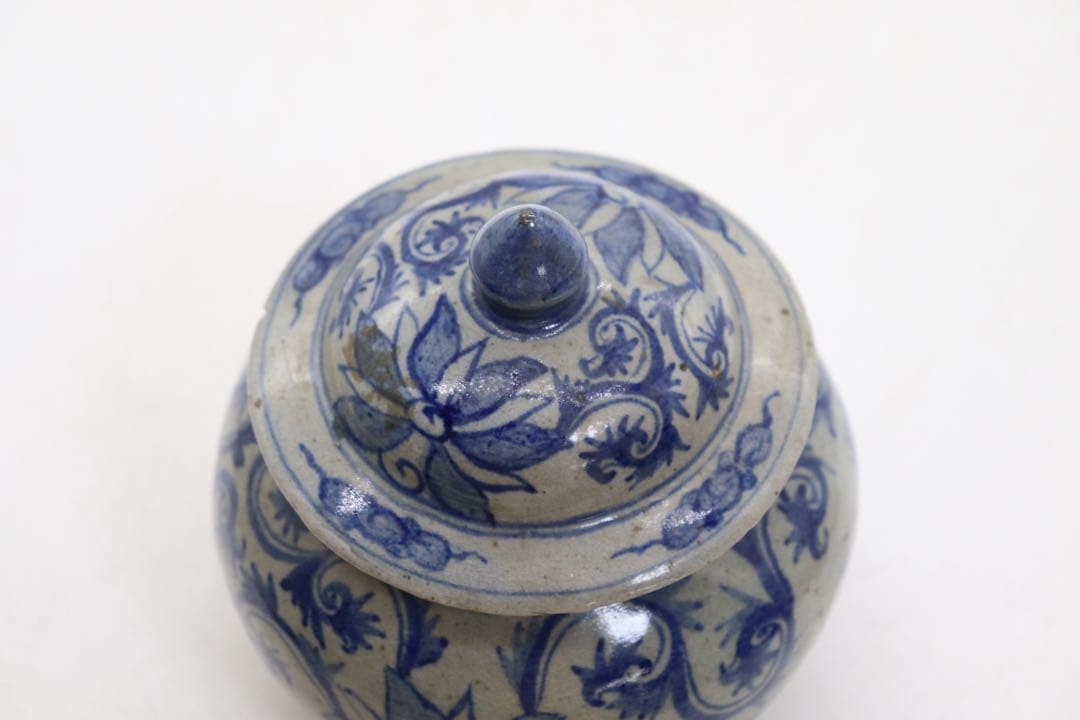 古安南　染付壺　花卉紋　送料込み250820