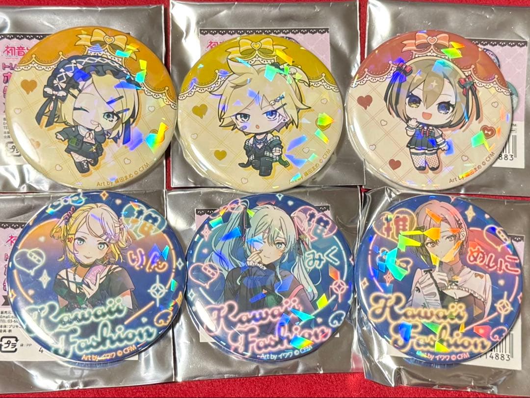 初音ミク トレーディング ホログラム 缶バッジ 初音ミクシリーズ 7個
