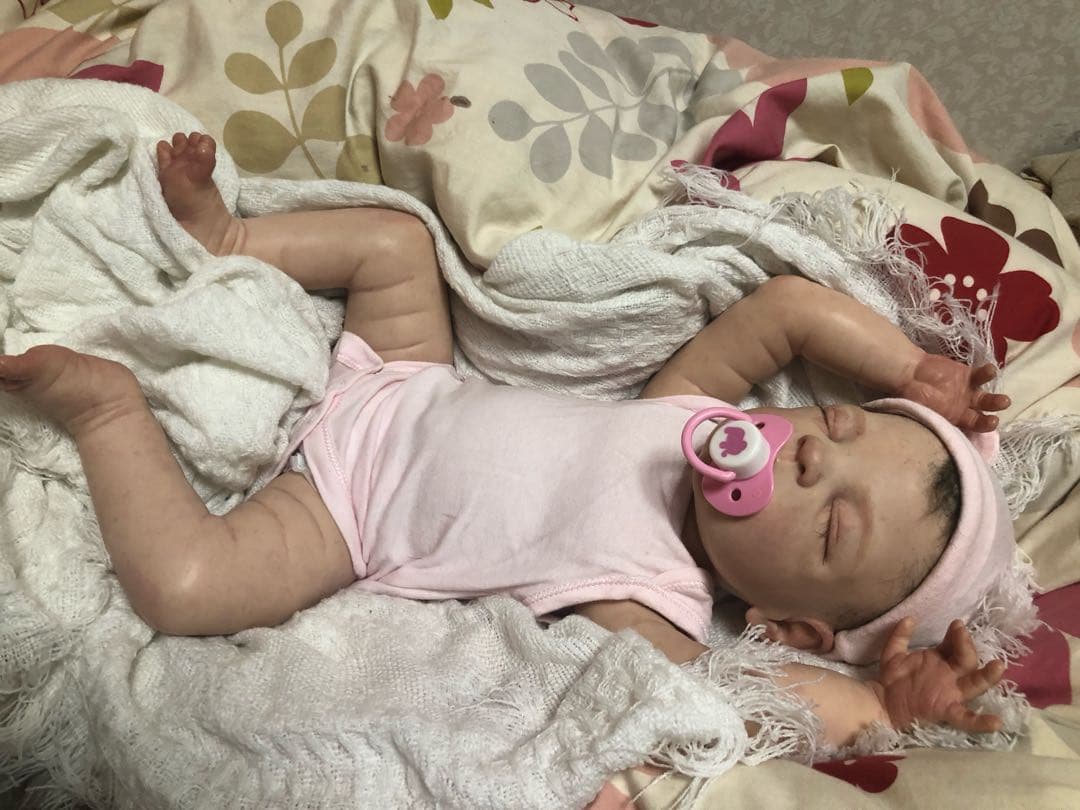 リボーンドール リアル赤ちゃん人形