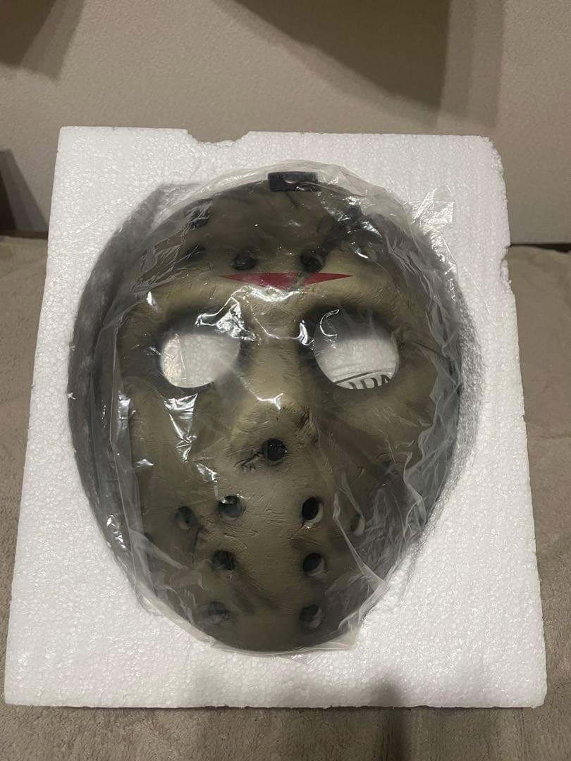 【激レア】13日の金曜日　ジェイソンマスク　プロップレプリカ　NECA