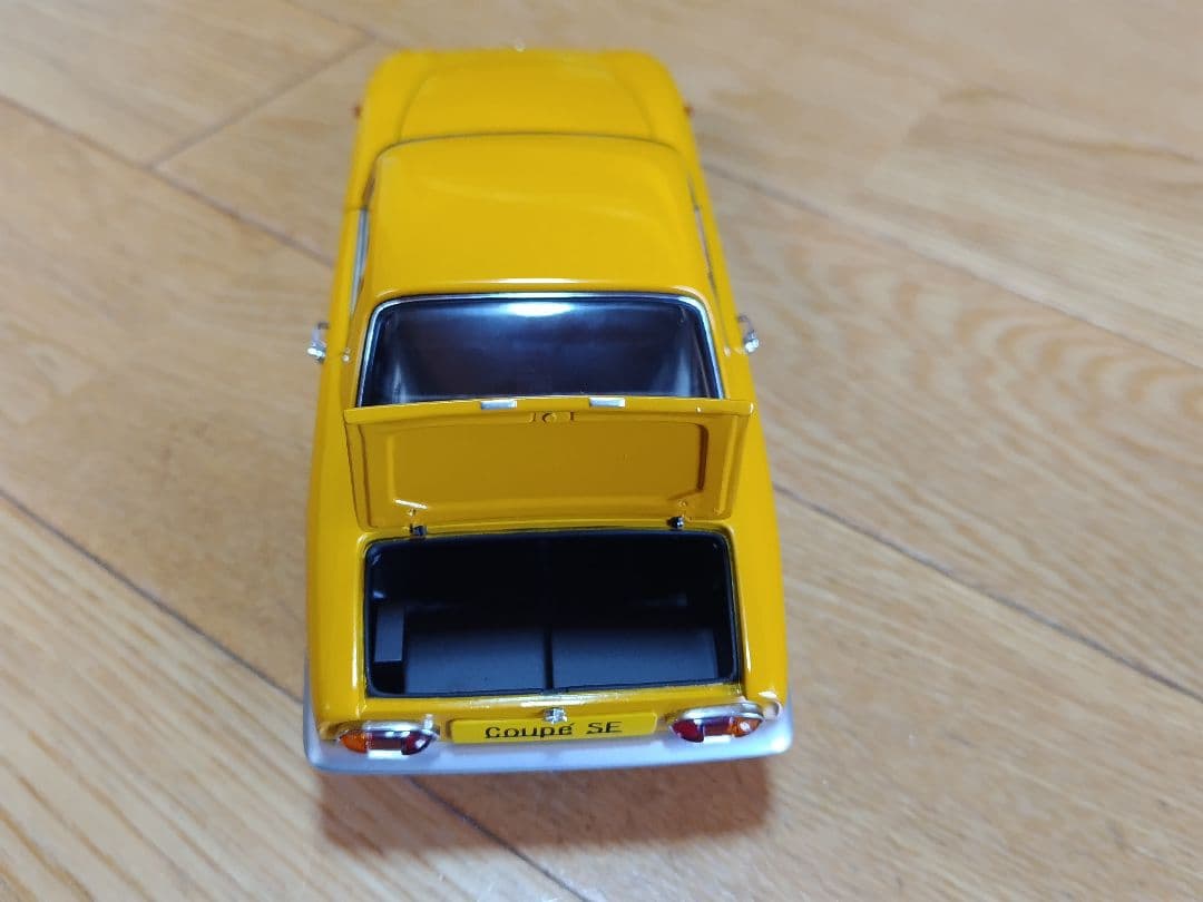 AUTOart「LOTUS ELAN S/E COUPE」1:18