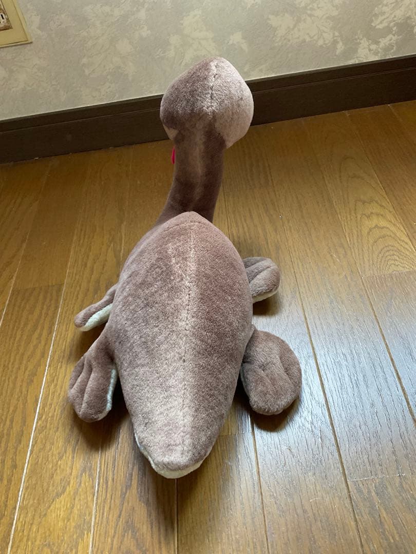 イッシーぬいぐるみB。鹿児島県池田湖のお土産品 【新品に近いものです