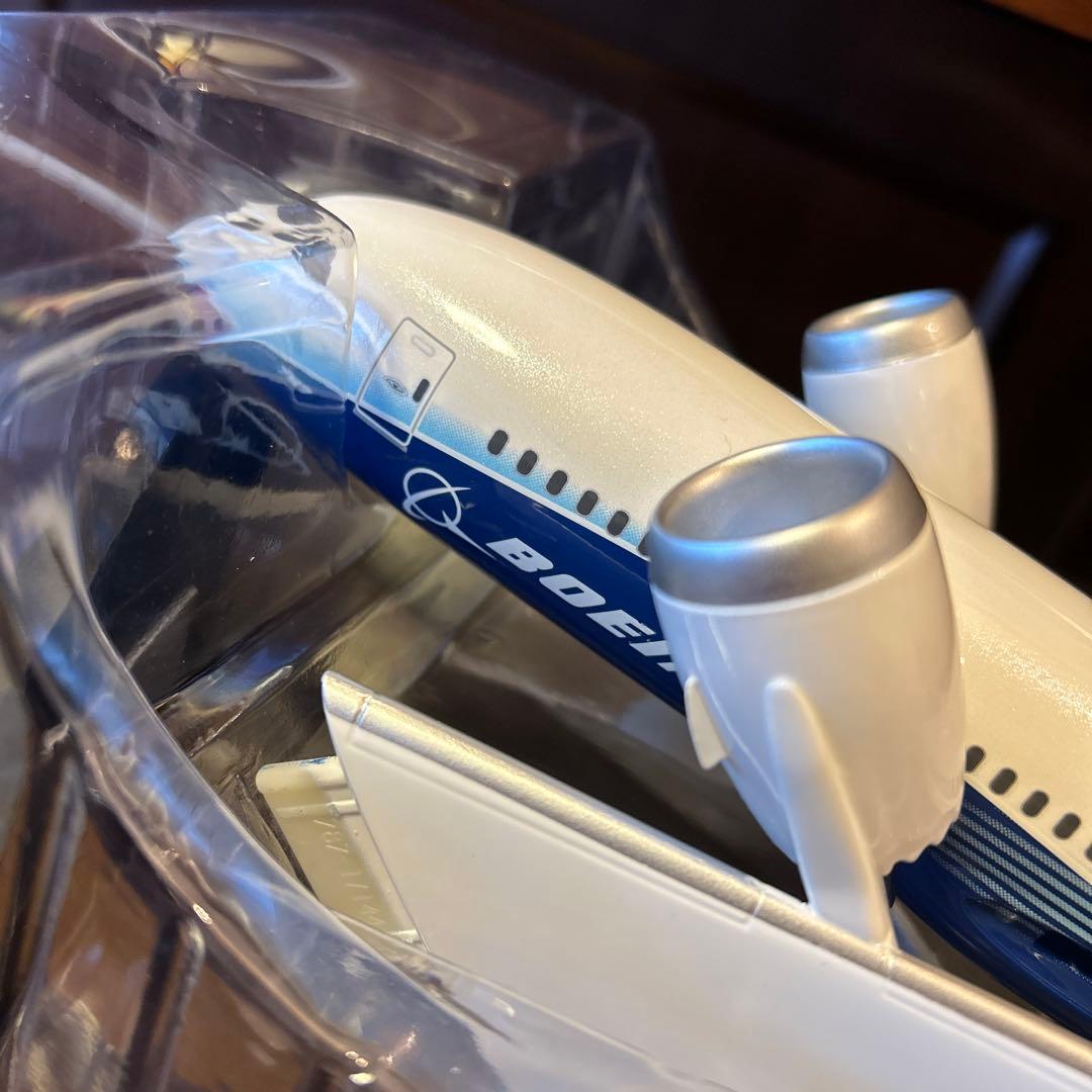 PACMIN / パックミン｜B787-8 ハウスカラー　1/144 飛行機模型