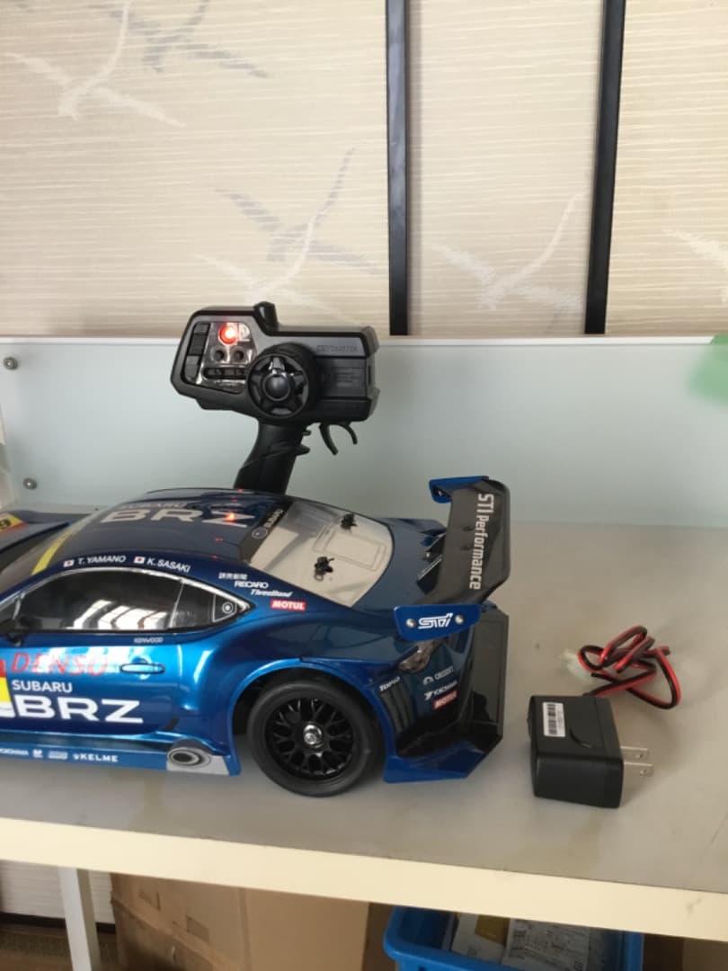 タミヤBRZラジコンカー