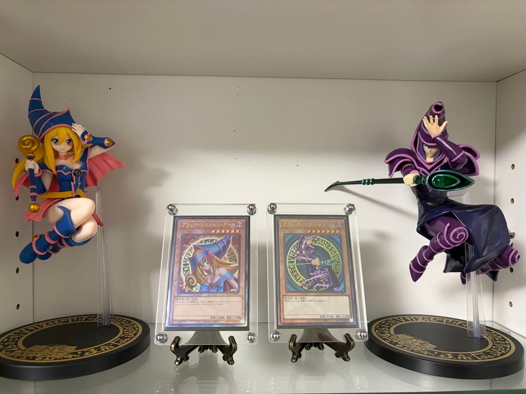 12/16まで遊戯王 青眼の白龍真紅眼の黒竜 ブラックマジシャン ガール