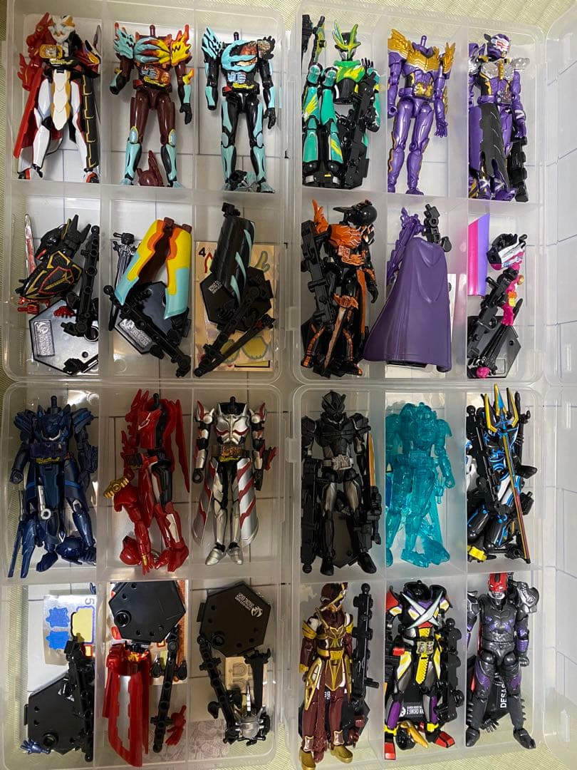 仮面ライダー セイバー まとめ売り