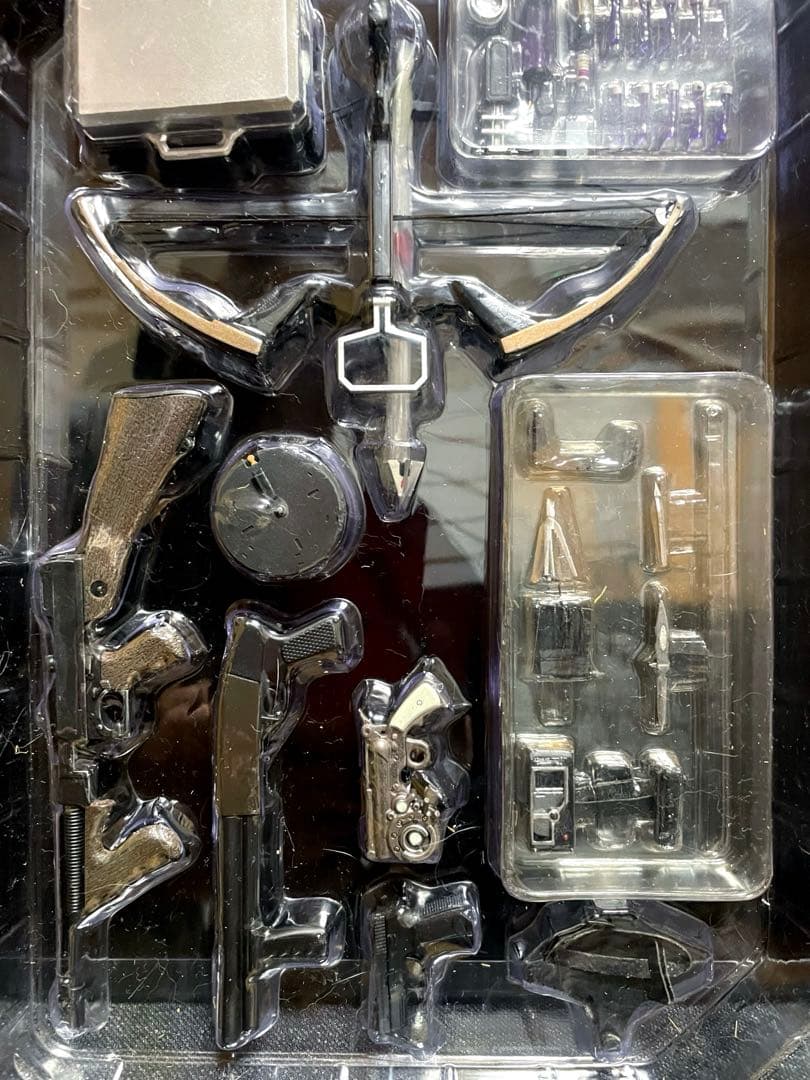 ホットトイズ　バイオハザード4 1/6エイダ・ウォン