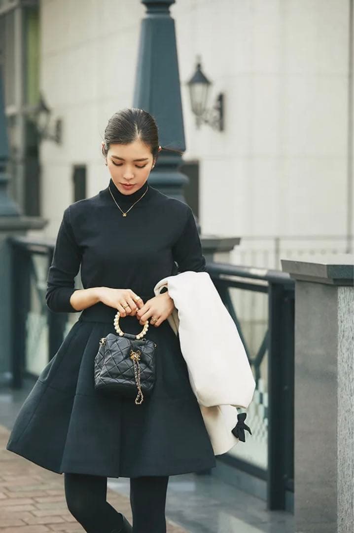 【164】美品！seventenセブンテン☆ハイウエストフレアキュロット(黒)