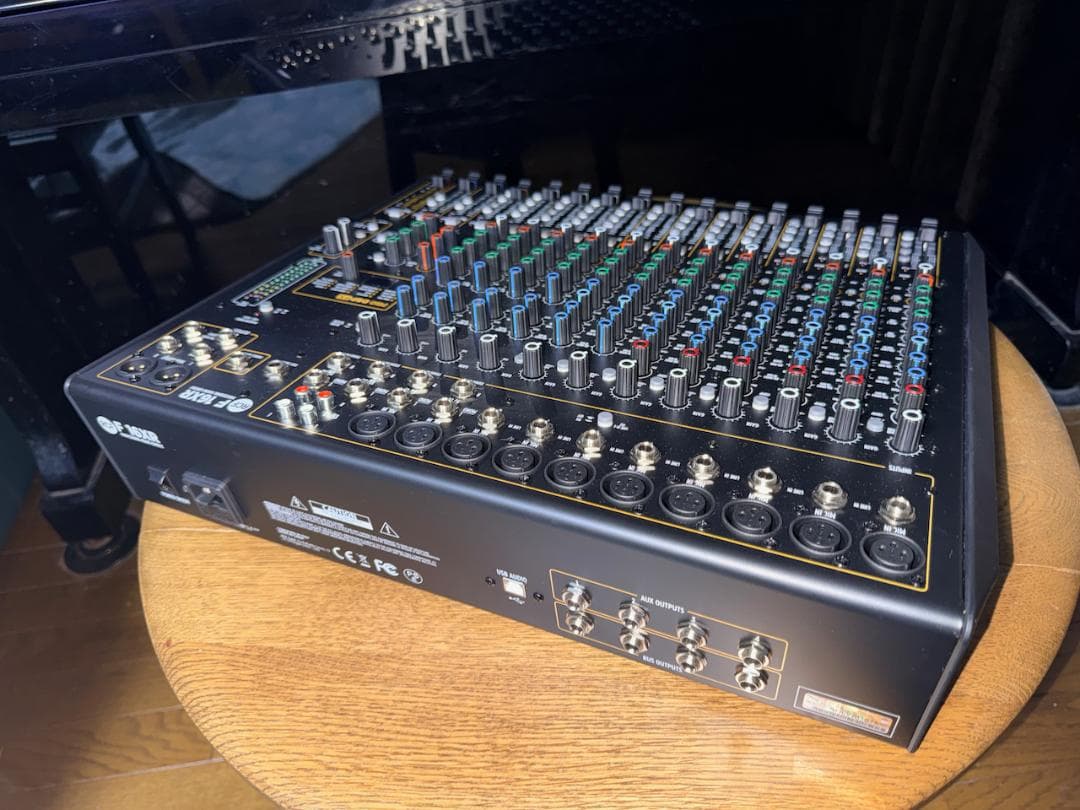 RCF F16XR 16chアナログミキサー USED保証有り