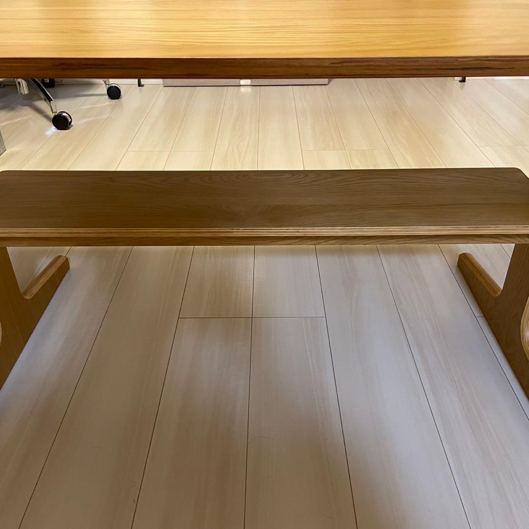 【Q】リビングでもダイニングでもつかえるテーブル・２・オーク材