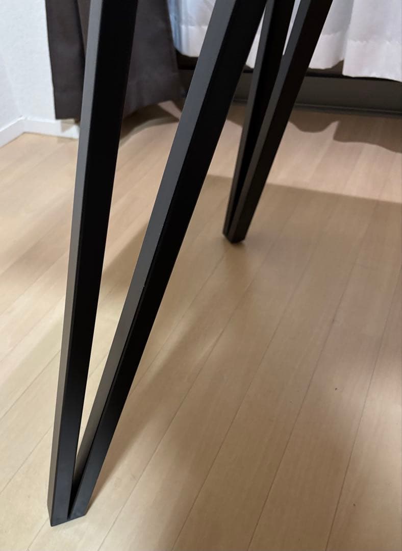 KANADEMONO スクエアテーブル 北欧 ダイニングテーブル　カフェテーブル