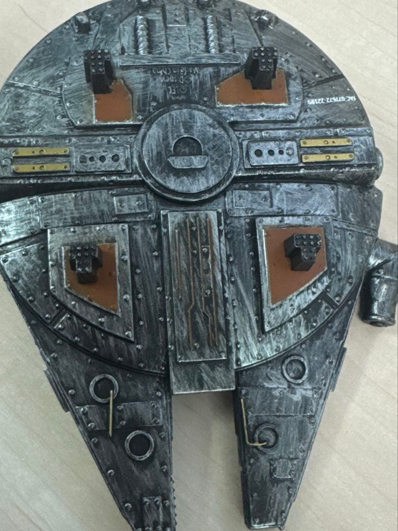 ミレニアム・ファルコン フィギュア