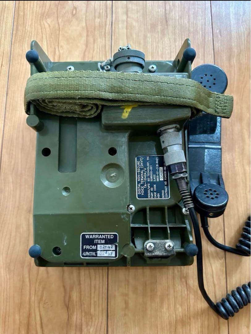 【米軍実物】有線電話機 TA-1042A/U 1989年製 動作不明