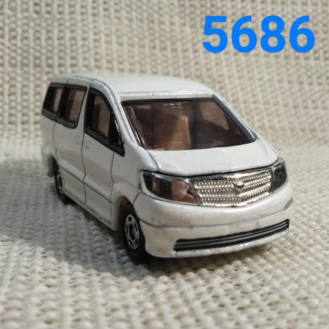 ★商談中★　5686 傷ありトミカ 2002年 トヨタアルファード 1/63 ☆商談中☆5686 傷ありトミカ 2002年 トヨタアルファード 1/63