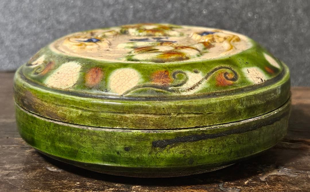 中国古美術 中国古陶磁器 中国古玩 明代 緑交趾 三彩 陽刻浮彫 鳳凰