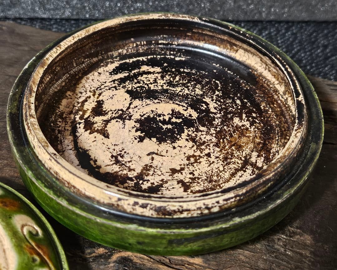 中国古美術 中国古陶磁器 中国古玩 明代 緑交趾 三彩 陽刻浮彫 鳳凰