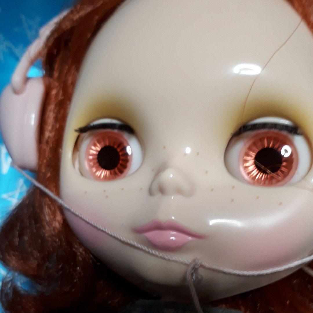 ブライスドールヘッドフォン付き