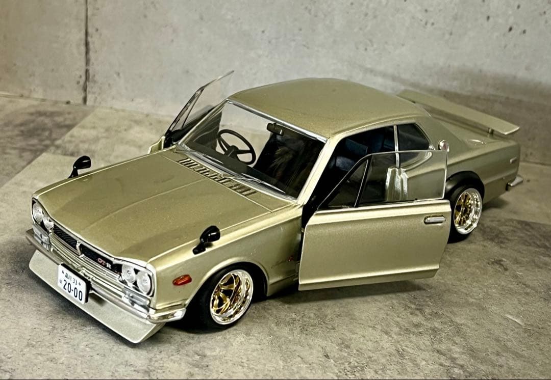 国産名車 1/24 ハコスカ カスタム モニター付 ガレージ ジオラマ DVD