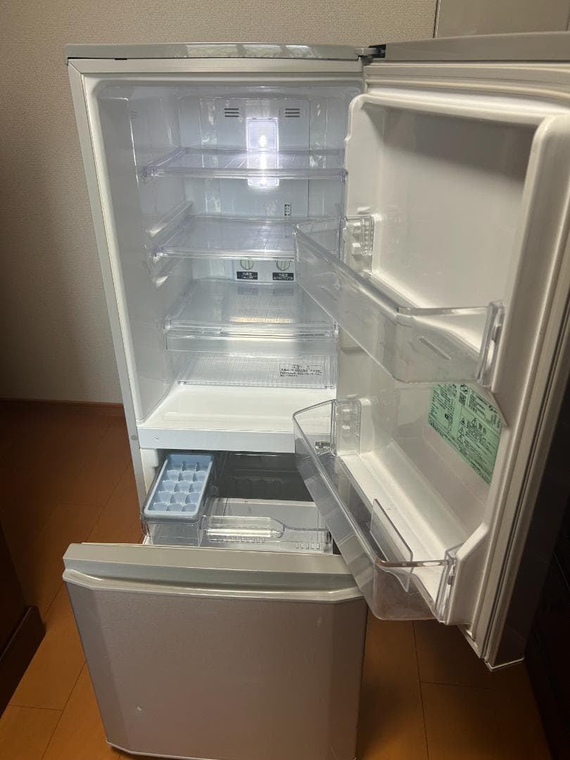 ★専用★「僕にできること」明日に煌け夢に羽ばたけ様　【三菱電機】 冷蔵庫