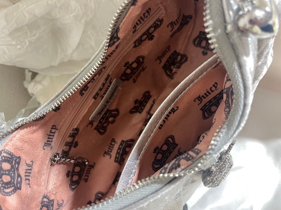 チャーム付き未使用Juicy Couture ジューシークチュール ハンドバッグ