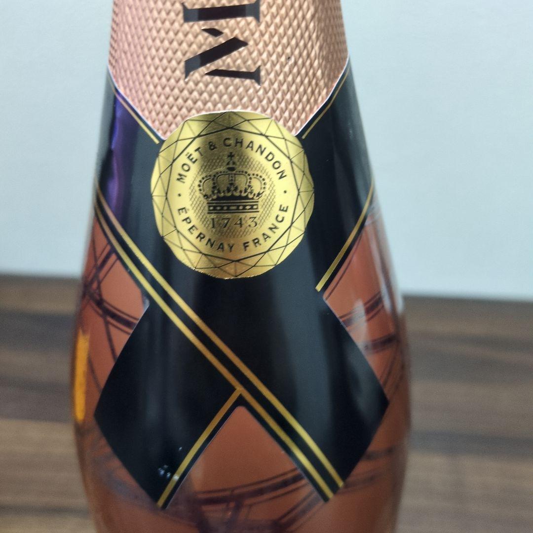 ヴーヴ・クリコイエロー＆モエシャンドンネクターアンペリアルロゼ