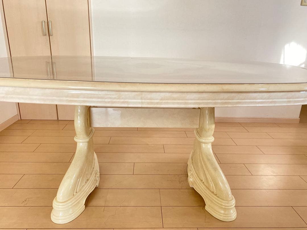 ①サルタレッリヴェルサイユ　ダイニングテーブル &チェア4脚　※5点販売のみ