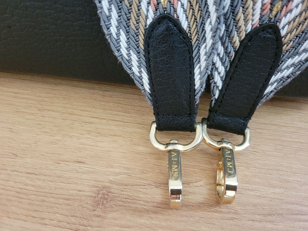 A.D.M.J. ラムレザー口金クロスボディショルダーバッグ