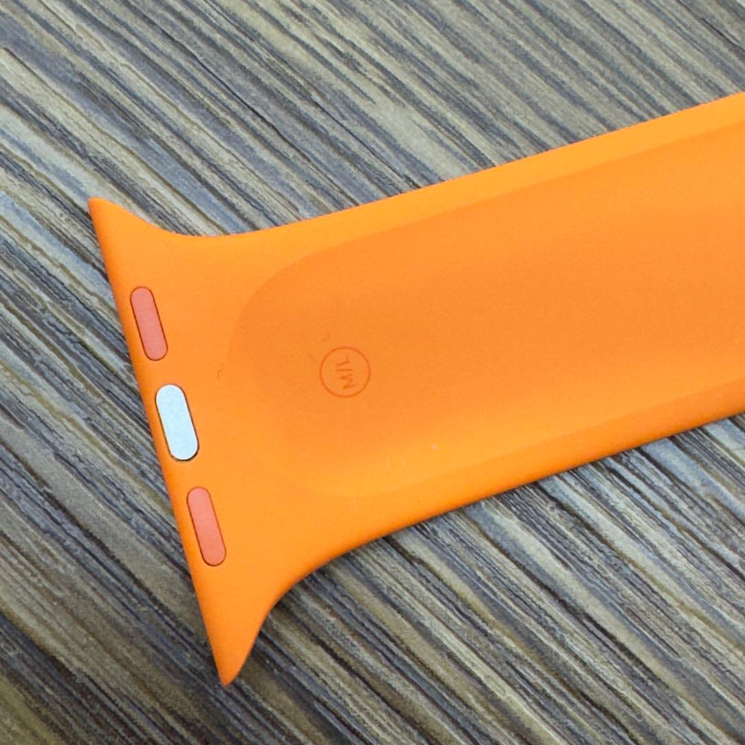2718 Apple Watch エルメス　オレンジ　スポーツバンド　シリコン