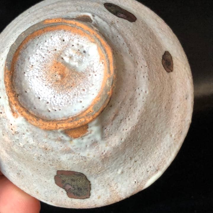 人間国宝古美術◼️蔵から、また凄そうな雰囲気の陶器が出