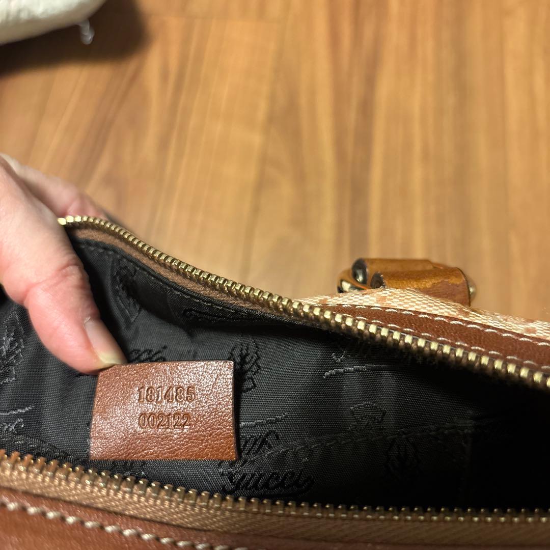 松木ホロみ　グッチ　GUCCI ミニボストンバッグ　ピンク　バッグ　リボン