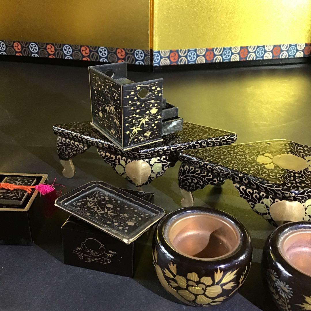 大名金蒔絵雛道具7点　江戸時代　　　B I