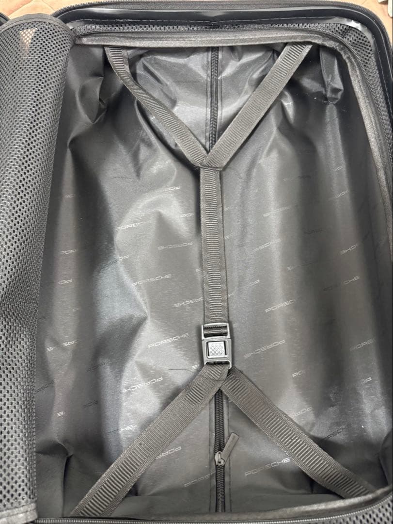 Porsche ブラックキャリーケース 中型