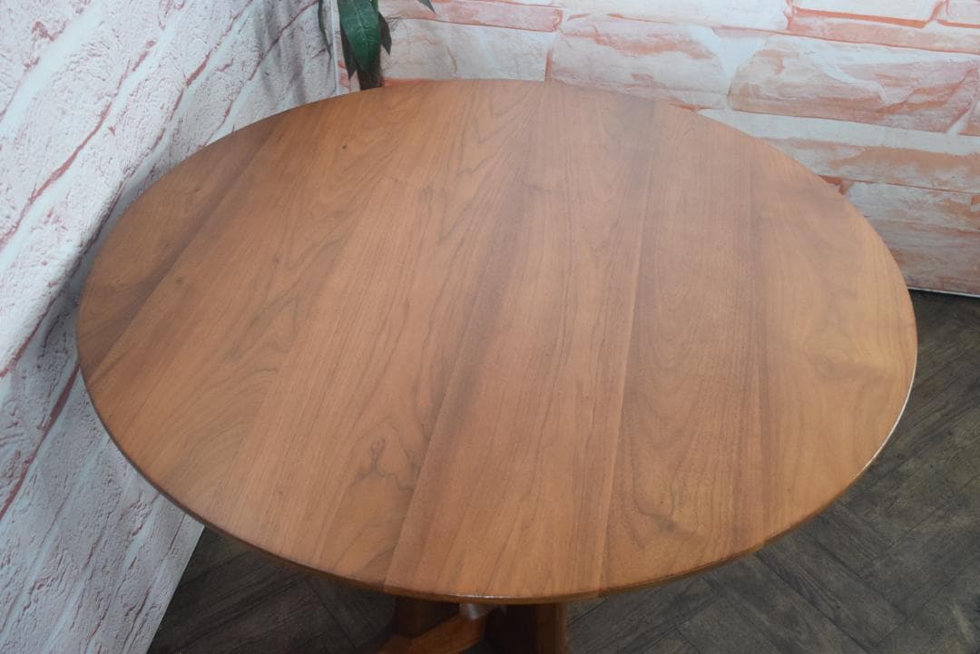 アーリータイムスアルファ エテルノ ウォールナット無垢材 ラウンドテーブル