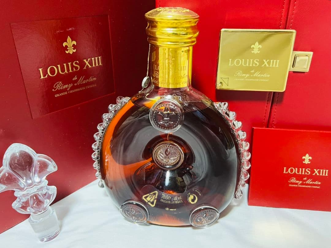 レミーマルタン ルイ13世 バカラ 替栓・冊子・観音開き化粧箱・外箱付