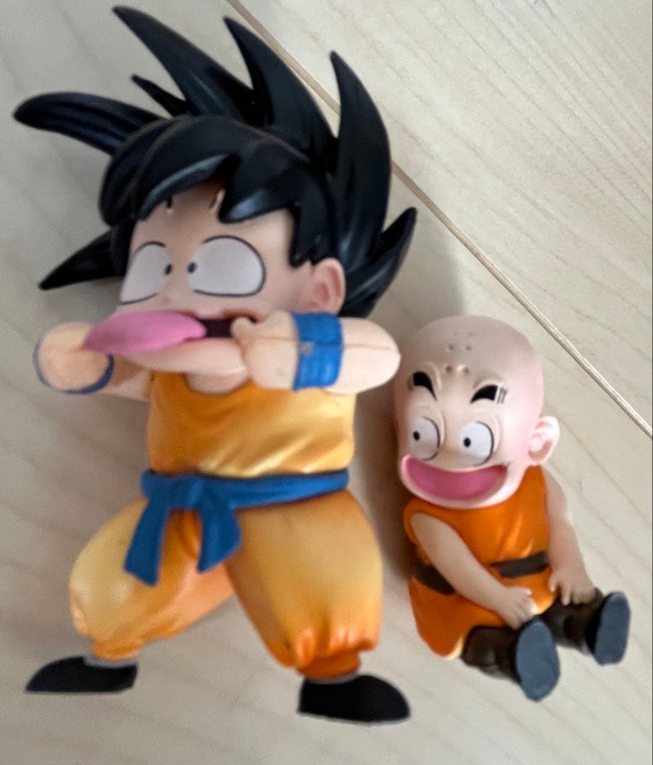 ドラゴンボール　孫悟空＆クリリン＆亀仙人ポルシェ911のガレージキットフィギュア