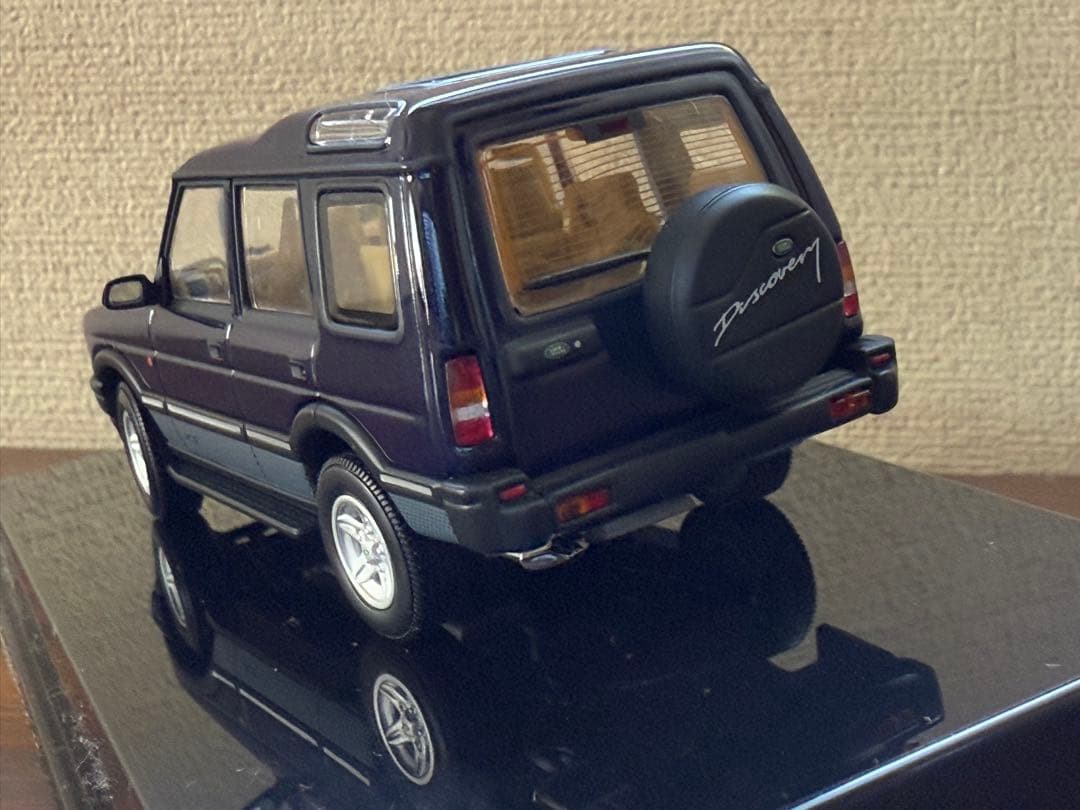 ゴ*ン様 オートアート ランドローバー ディスカバリー 1/43 ミニカー　19