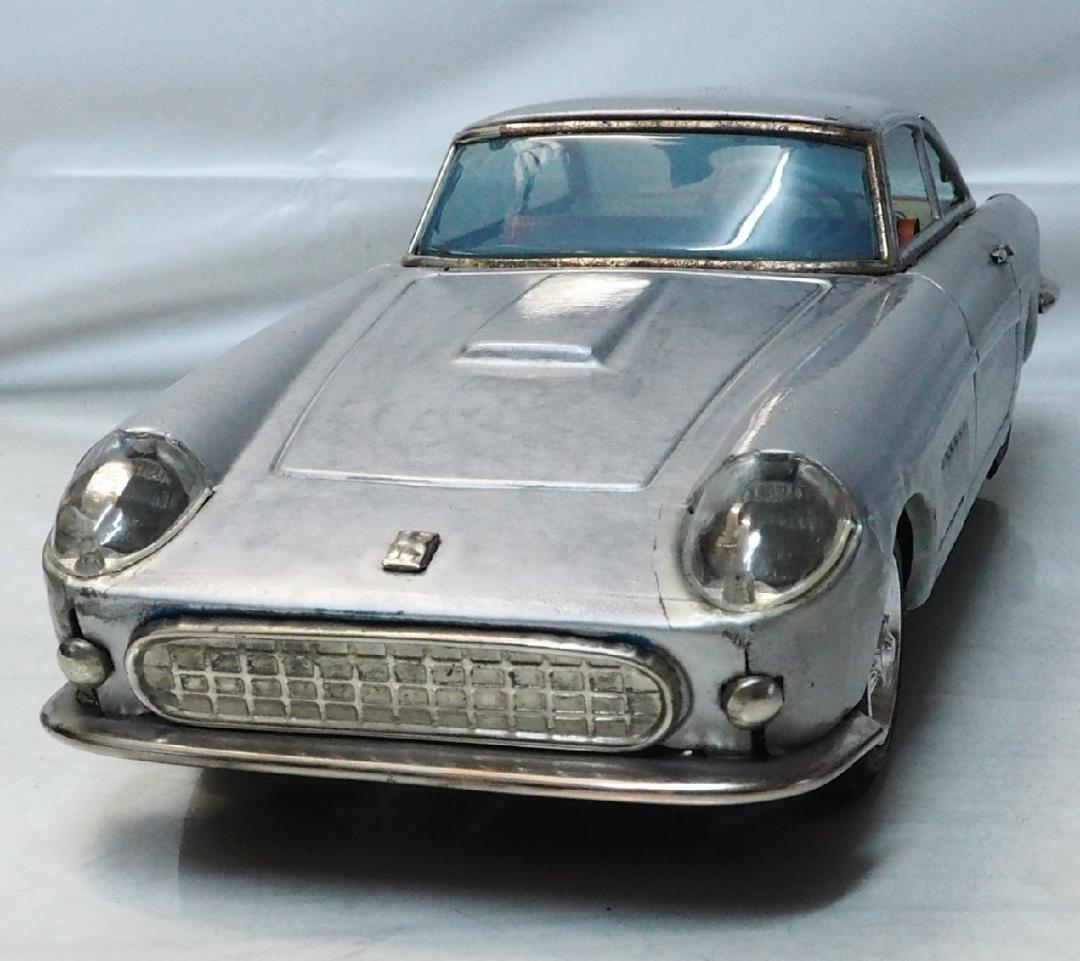 萬代屋 フェラーリ スーパーアメリカ銀色リペイントtinブリキtoy car箱無
