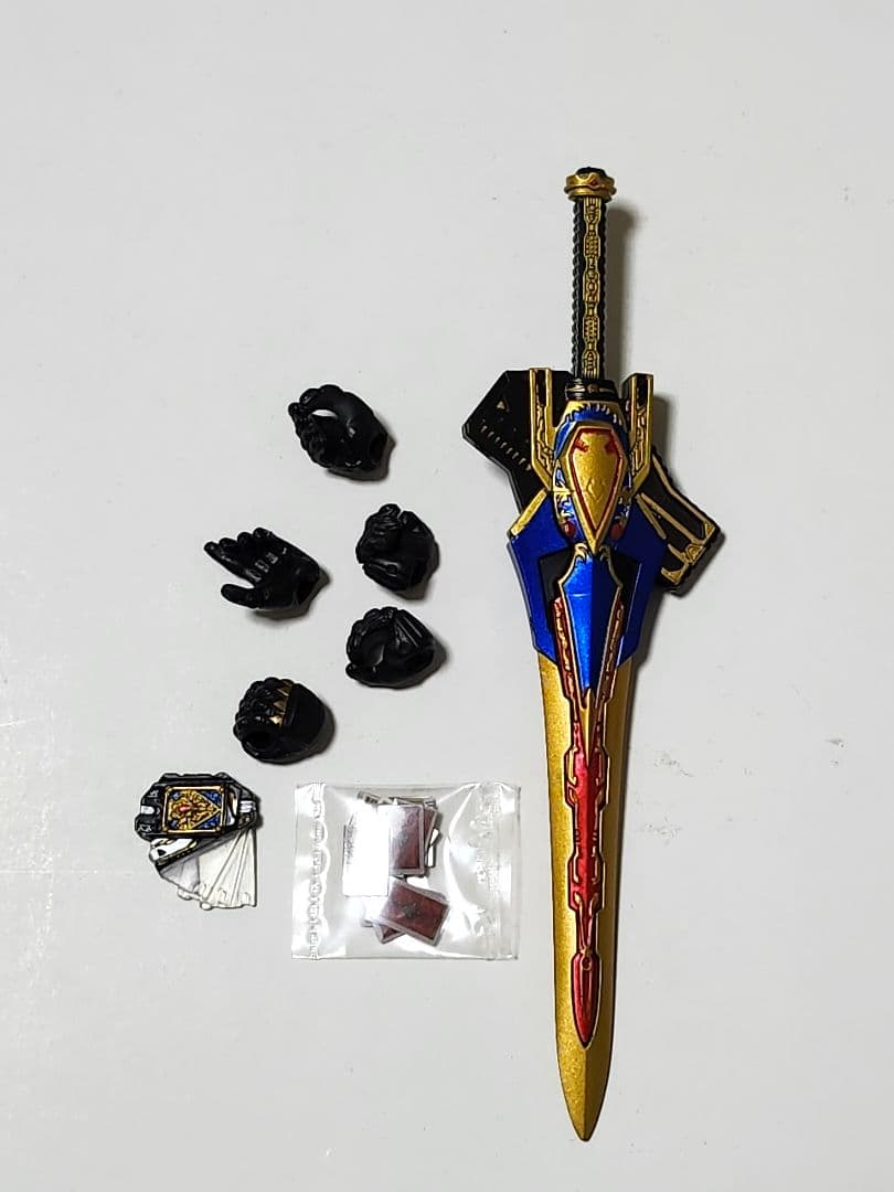 S.H.Figuarts　仮面ライダーブレイド キングフォーム　フィギュア