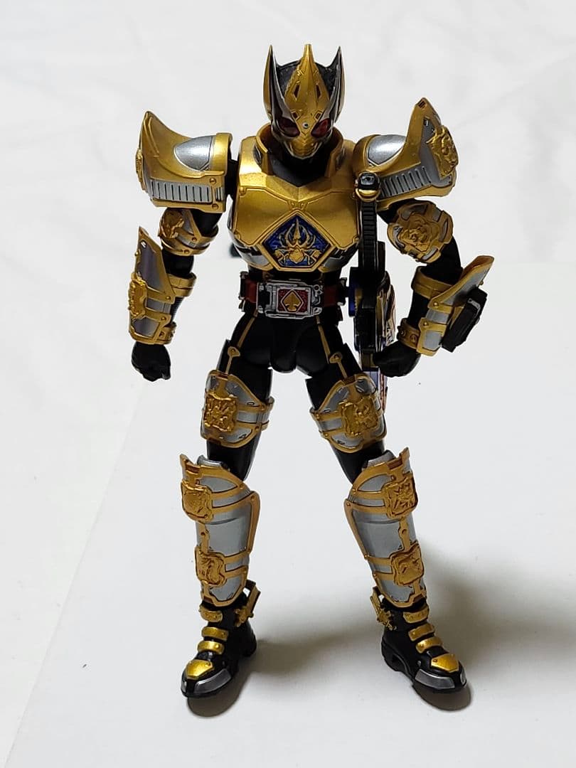 S.H.Figuarts　仮面ライダーブレイド キングフォーム　フィギュア