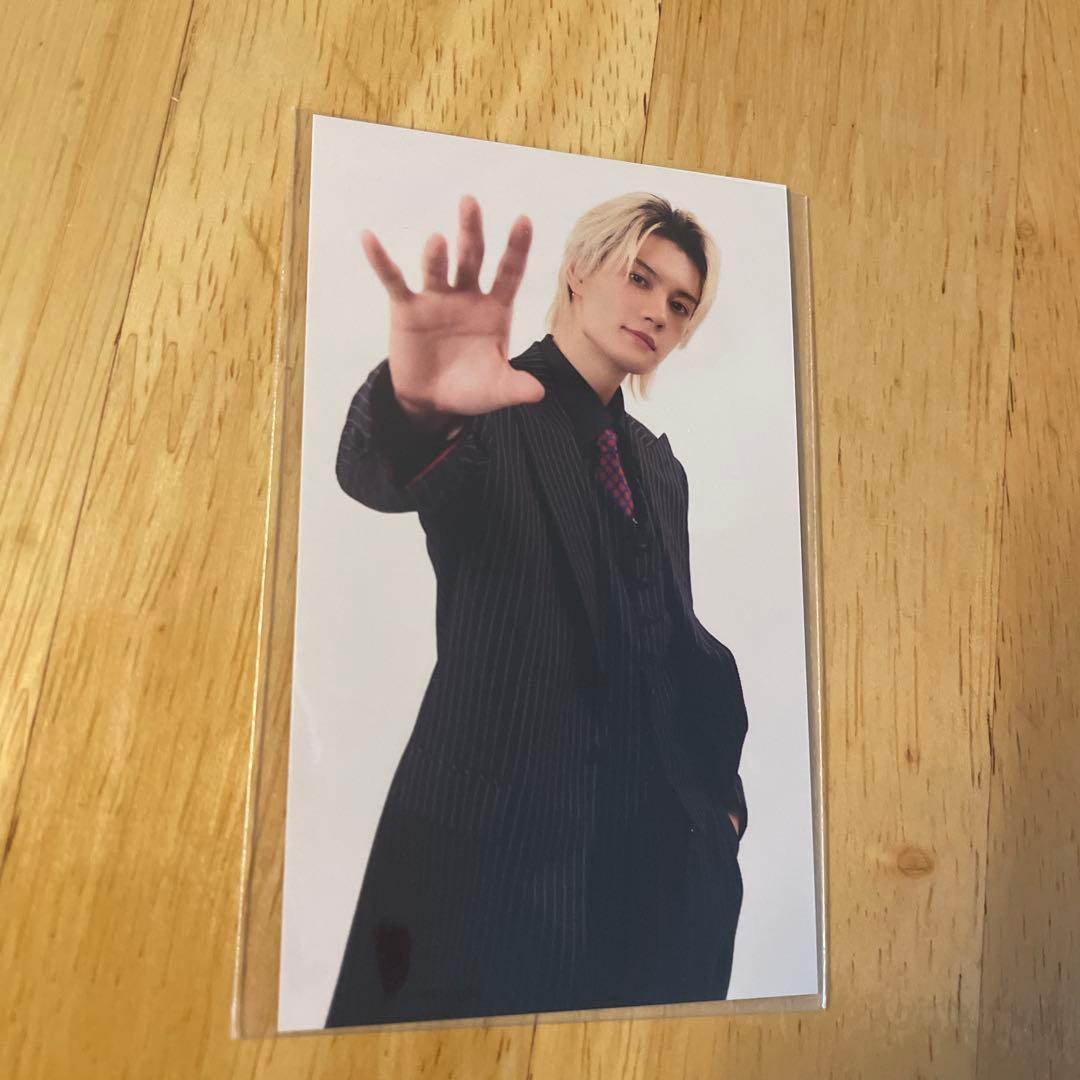 M!LK SMILE POP! 愛知会場限定 トレカ 黒スーツ 佐野勇斗 - メルカリ