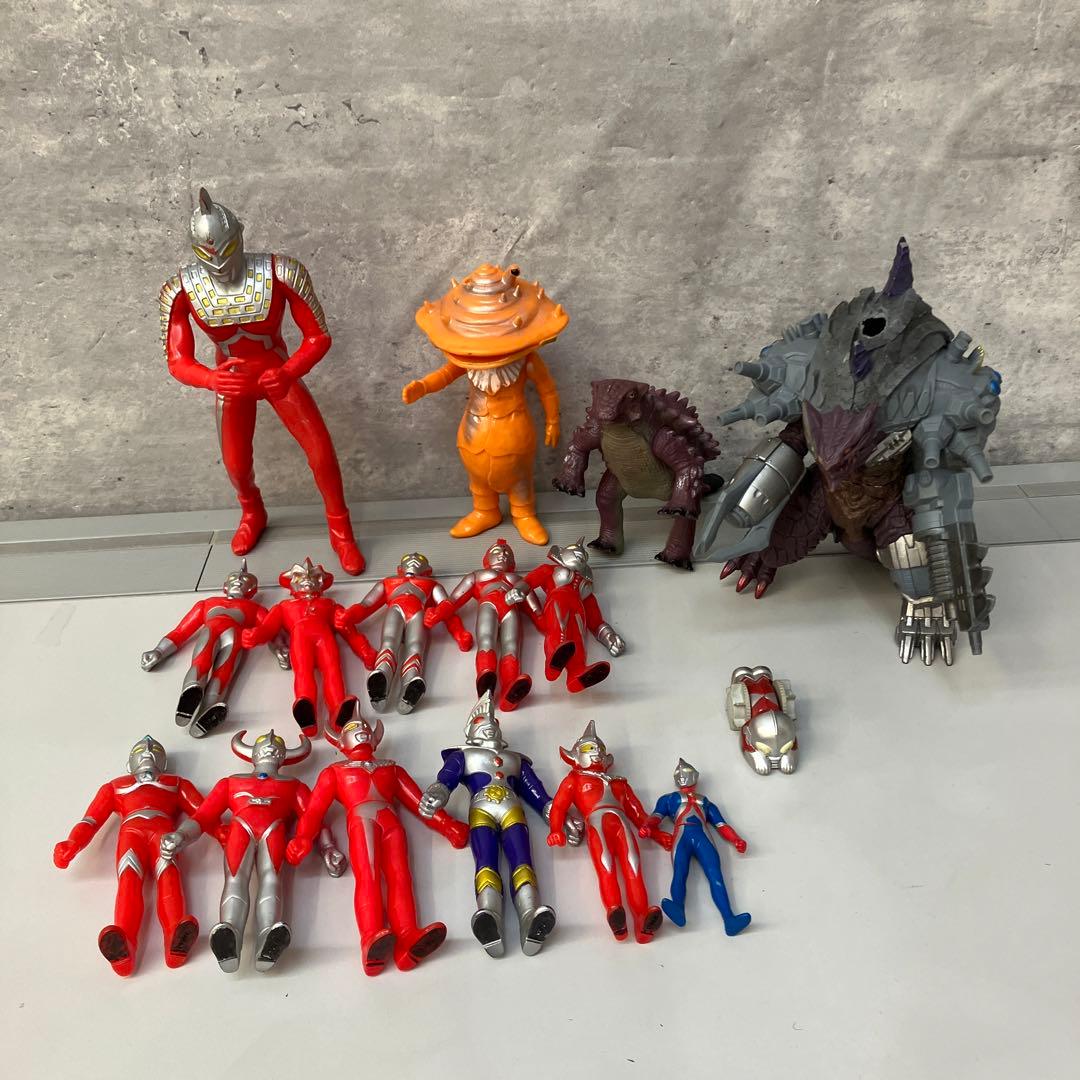 まとめ売り】ウルトラマン ソフビ人形16体セット 中古品 ウルトラマン