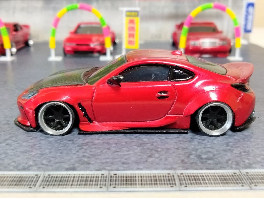 トミカ改造 トヨタ 86 フルエアロ 自作アルミリム d深リム ホット