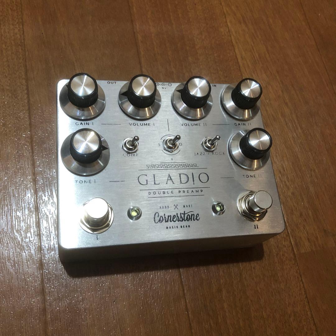 Cornerstone / GLADIO Double Preamp クローン