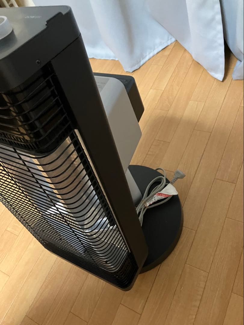 ダイキン 2019年製 ERFT11WS-H セラムヒート ヒーター 遠赤外線