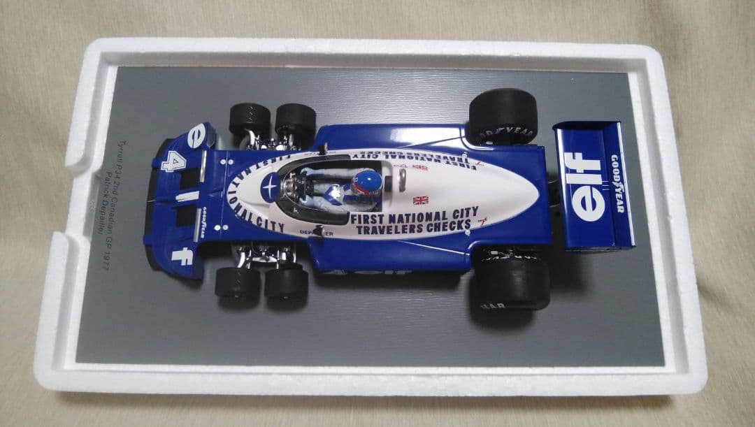 DOC　SPARKモデル1/18 1977GP ティレルP34 #4