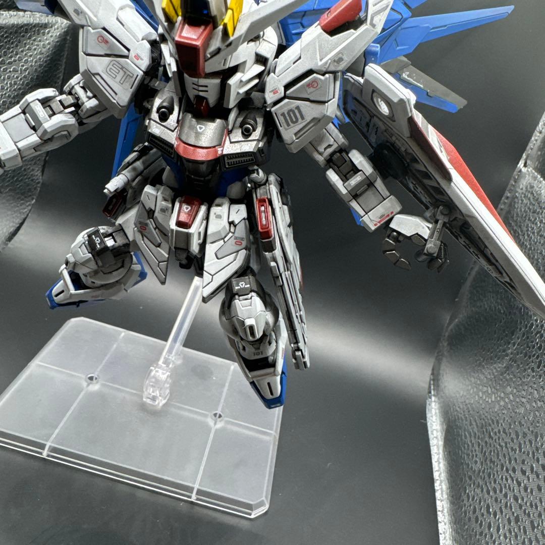 MGSD フリーダムガンダム 塗装完成品 ガンプラ ガンダムseed