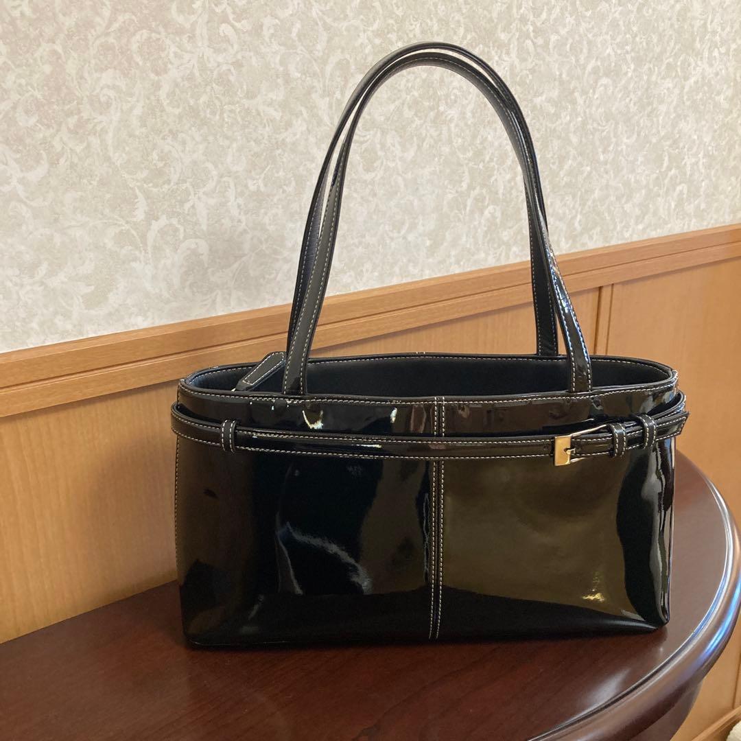 濱野皮革工藝　ハマノ HAMANO セレブミニ ショルダーバッグ　エナメル　黒